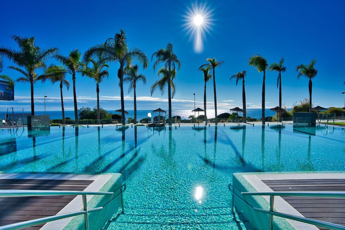 2 Bedroom Beachside Apartment in El Chaparral