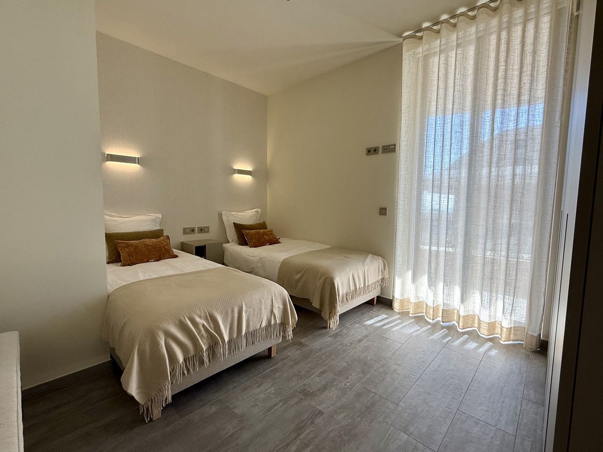 The twin bedroom