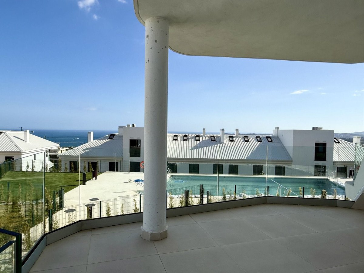 3 Bedroom New-Build Apartment in Fuengirola